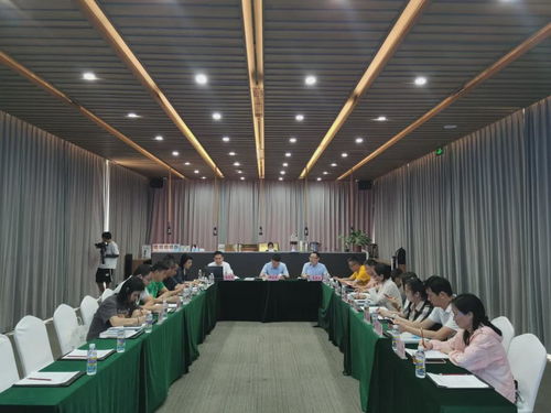 2024年度海南省旅游行業(yè)協(xié)會(huì)第一次秘書(shū)長(zhǎng)聯(lián)席會(huì)議在儋州召開(kāi)