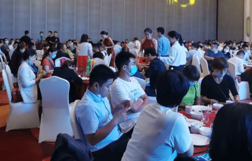 衡水名門(mén) 璽府銷(xiāo)售合作商啟動(dòng)大會(huì)9月17日?qǐng)A滿(mǎn)落幕