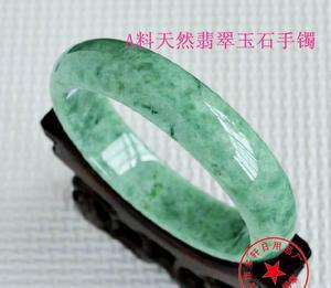 玉器江湖 抵債貨與地?cái)偨?jīng)濟(jì)的底層法則
